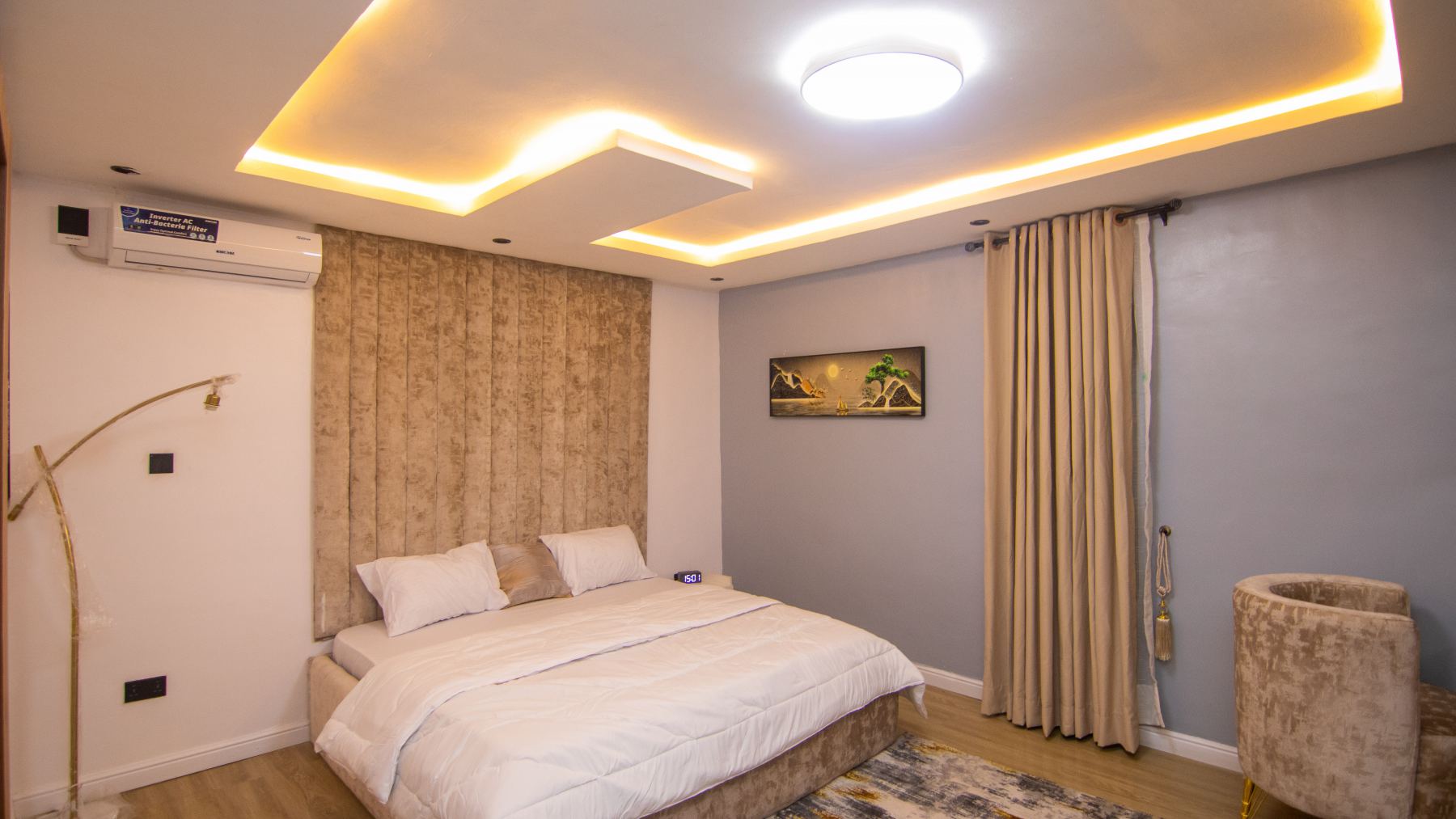 Room 100 bedroom